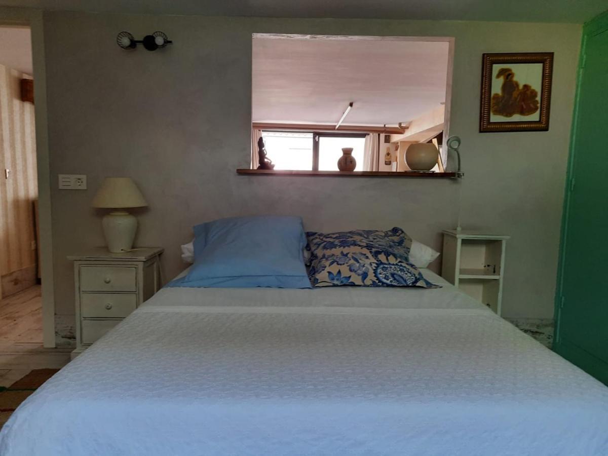 Un Apartamento Vacacional Con Detalles De Un Hogar 마리나데알자라프 외부 사진